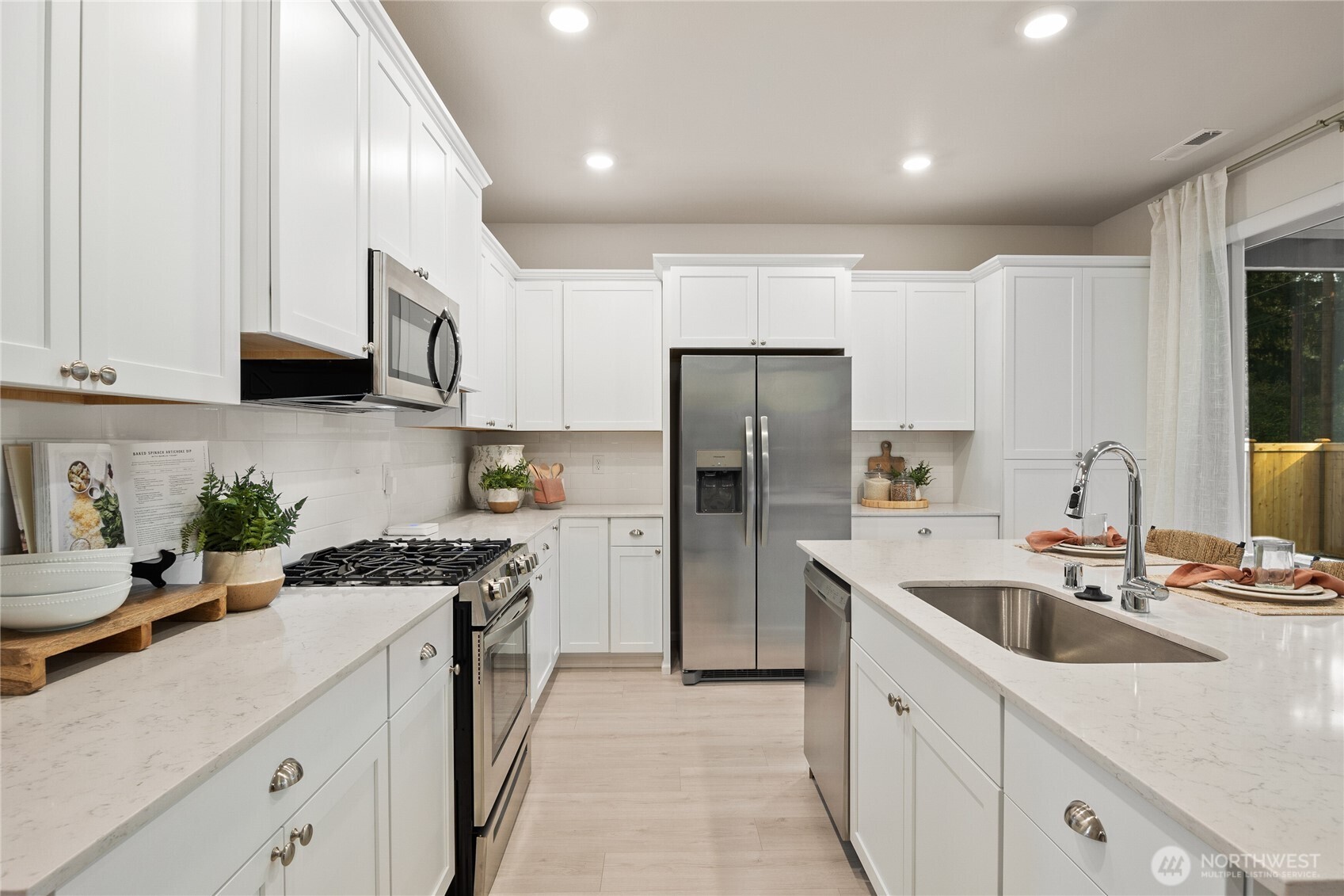14013 198th Street Property Photo 9