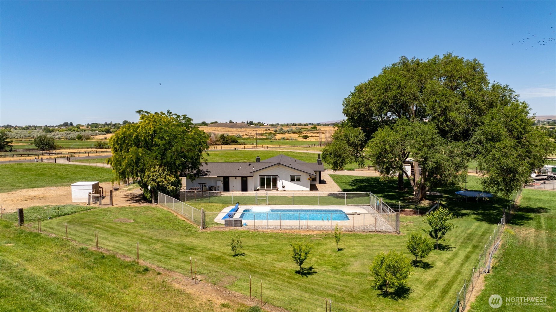 10401 N Mcdonald Road Property Photo 1