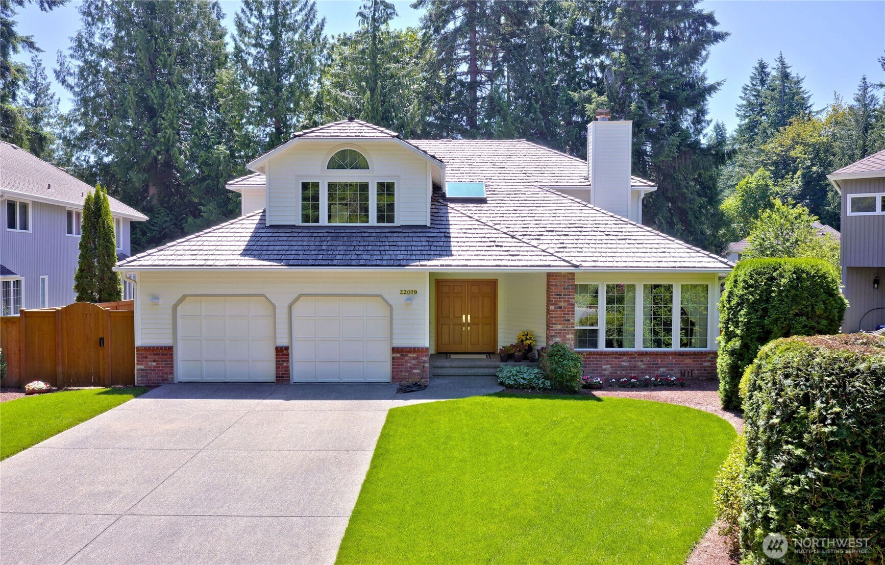 22019 Ne 26th Place Property Photo 1