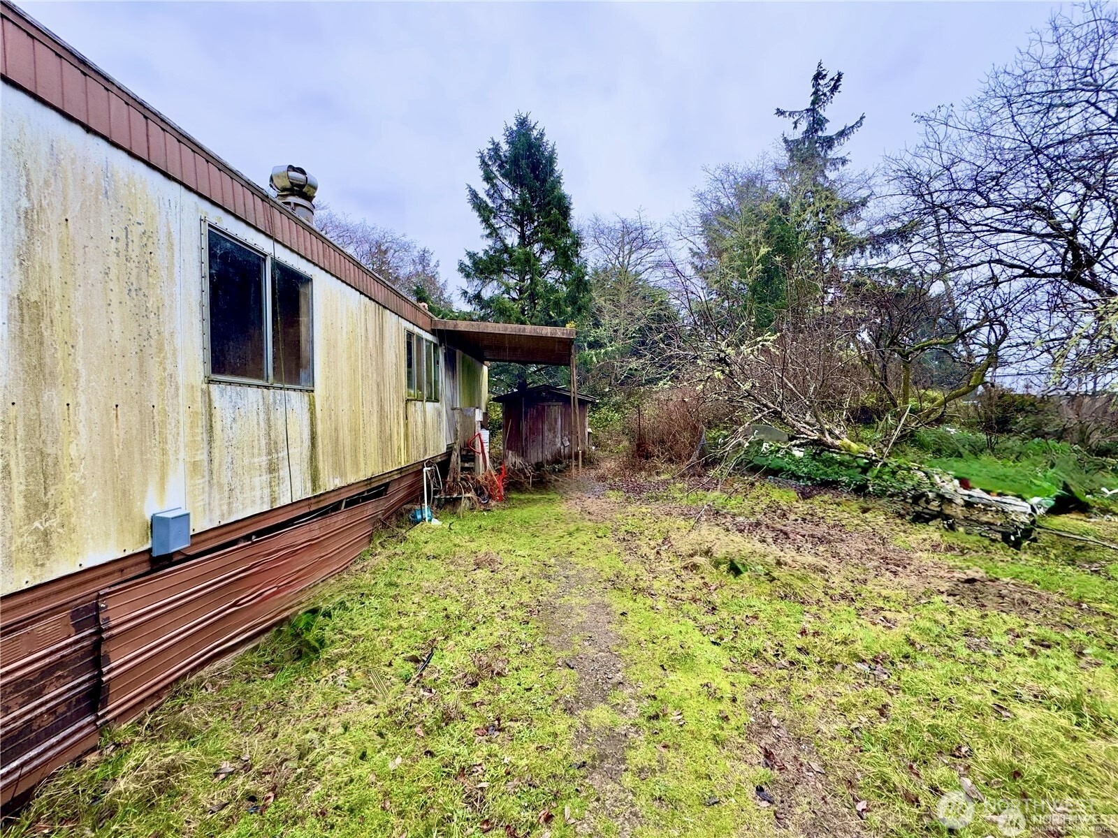748 Lanyard Court Property Photo 5