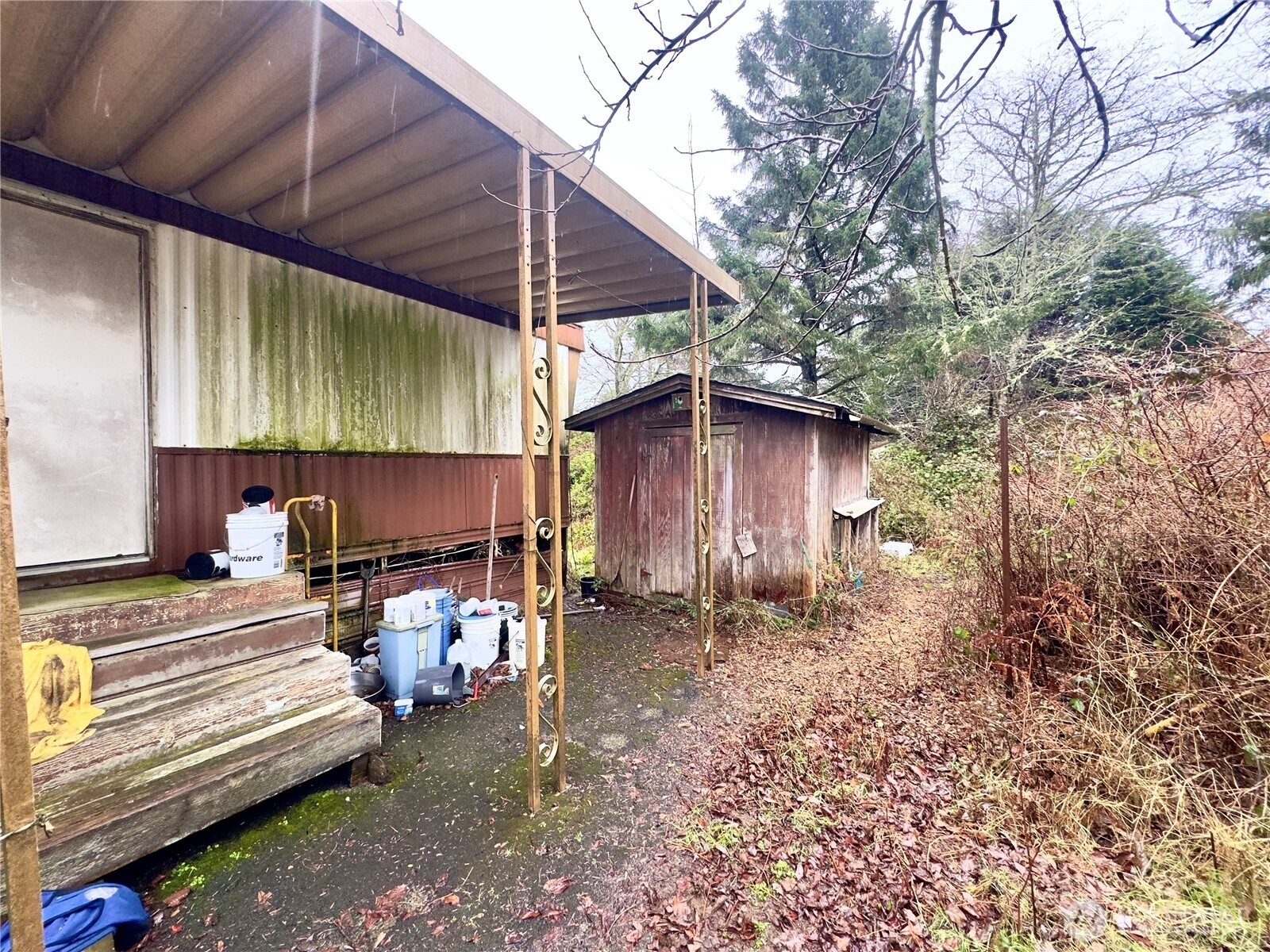 748 Lanyard Court Property Photo 8