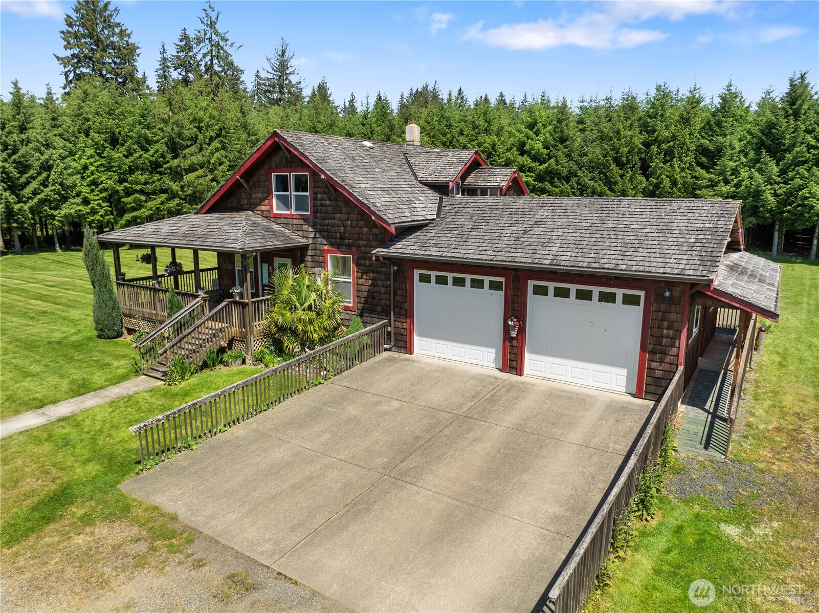 2401797 Property Photo 15