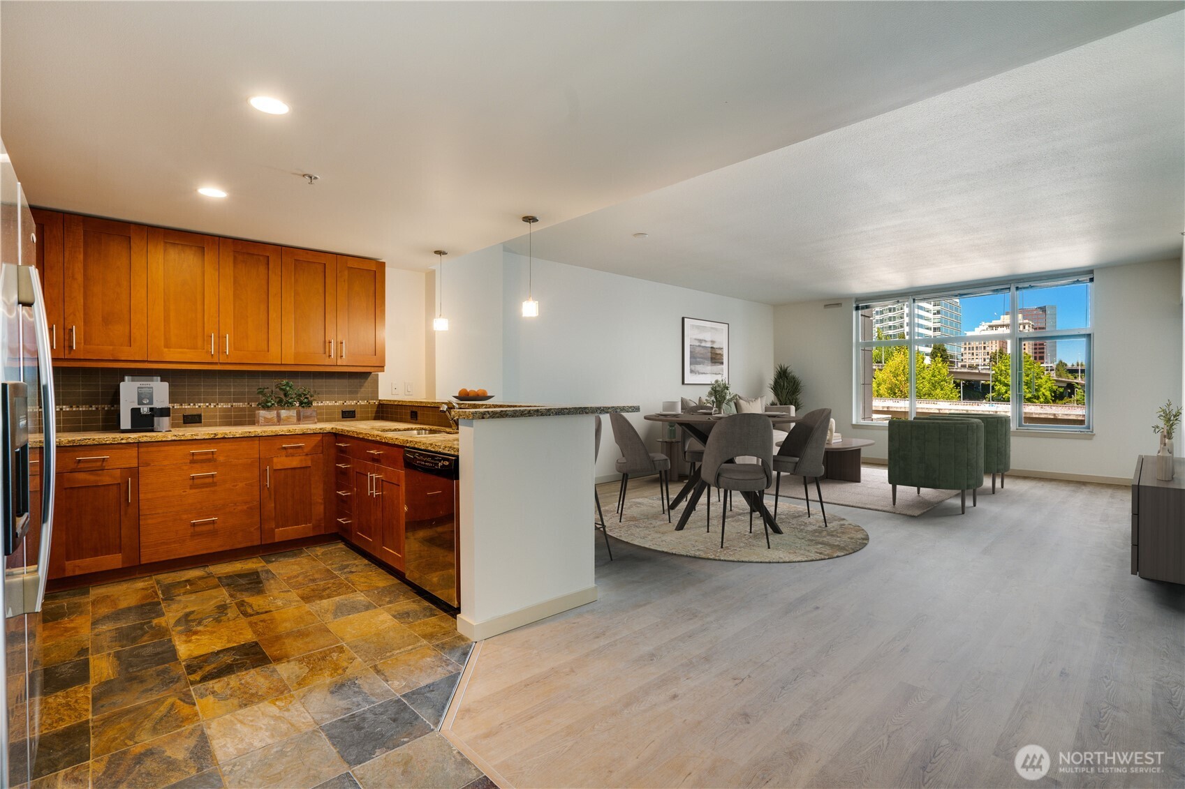 1515 Dock Street 306 Property Photo 5