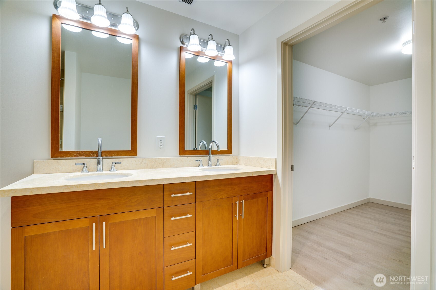 1515 Dock Street 306 Property Photo 16