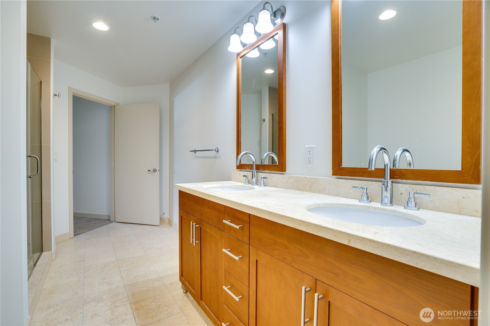 1515 Dock Street 306 Property Photo 17