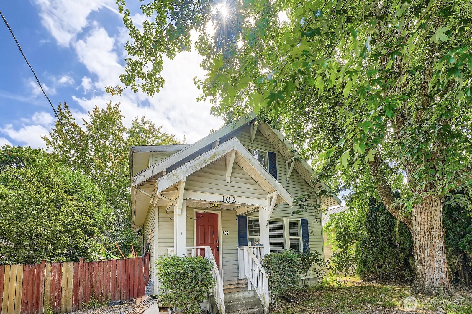 102 N Street Property Photo 2