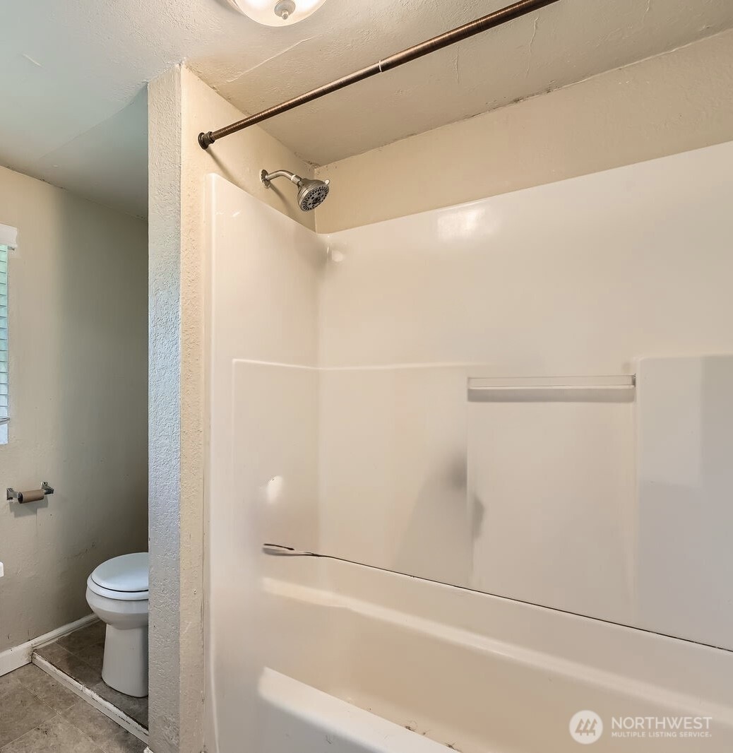 102 N Street Property Photo 10