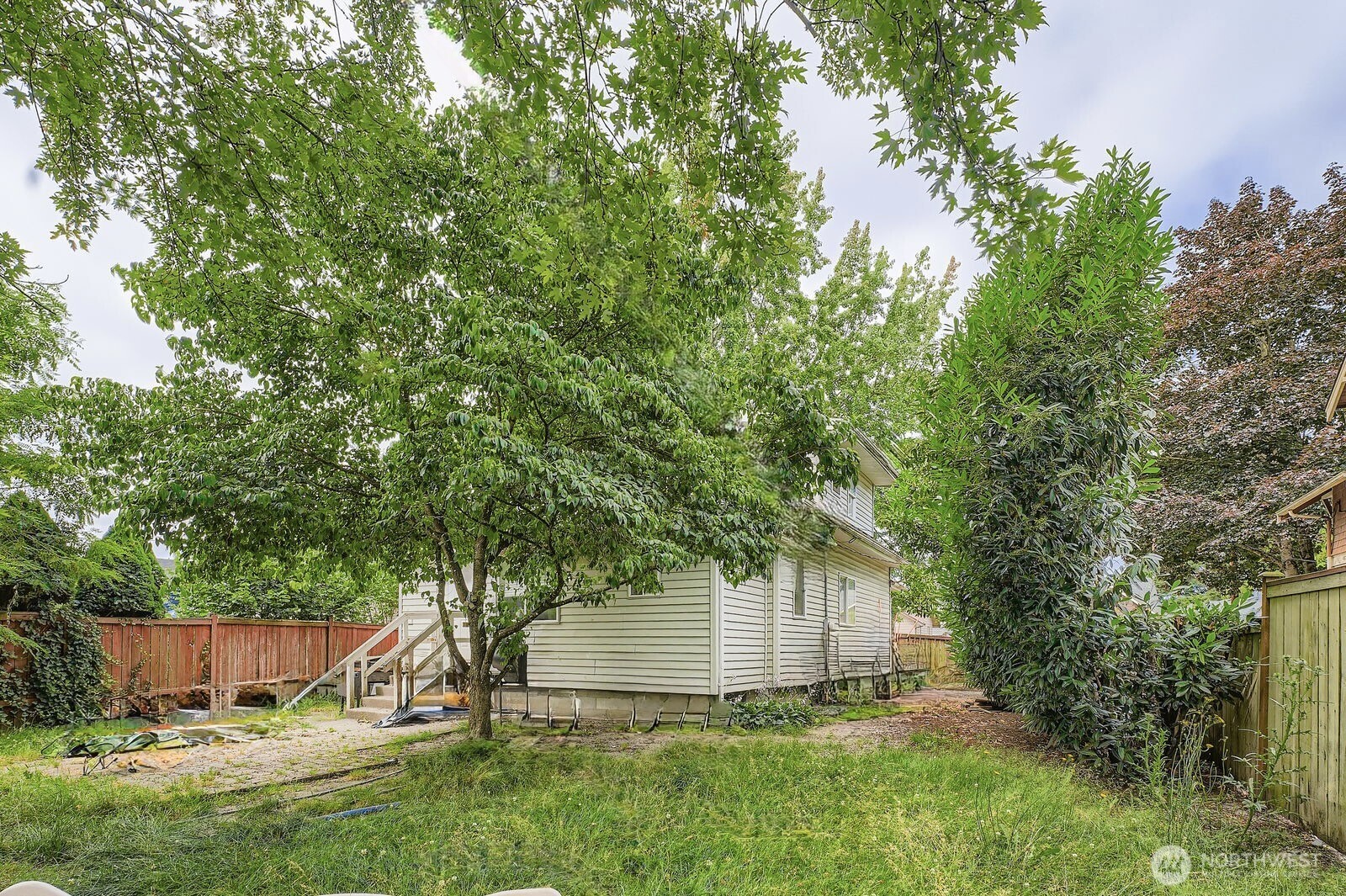 102 N Street Property Photo 21