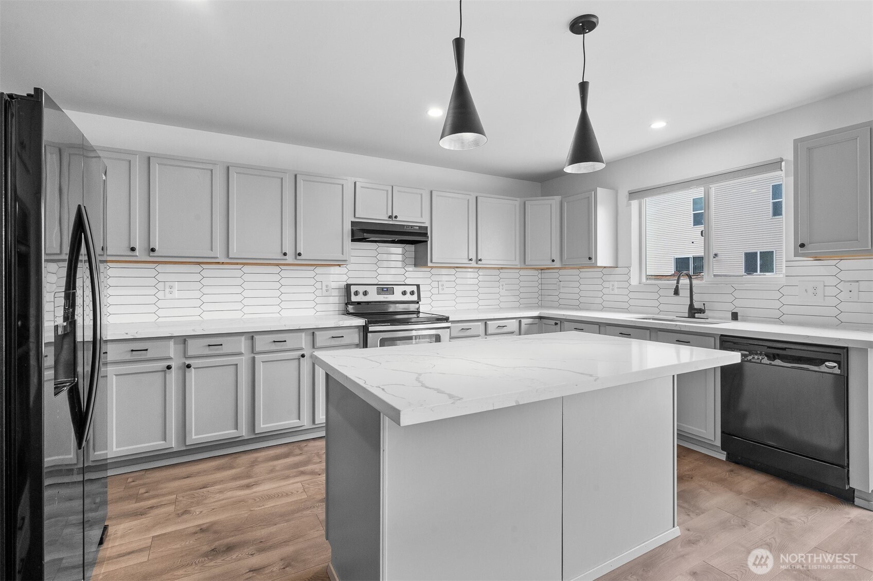 14933 Terra View Street Property Photo 12