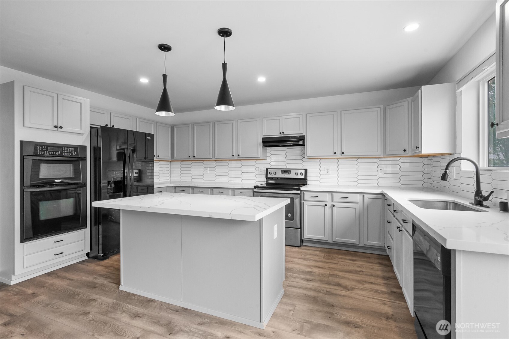 14933 Terra View Street Property Photo 15