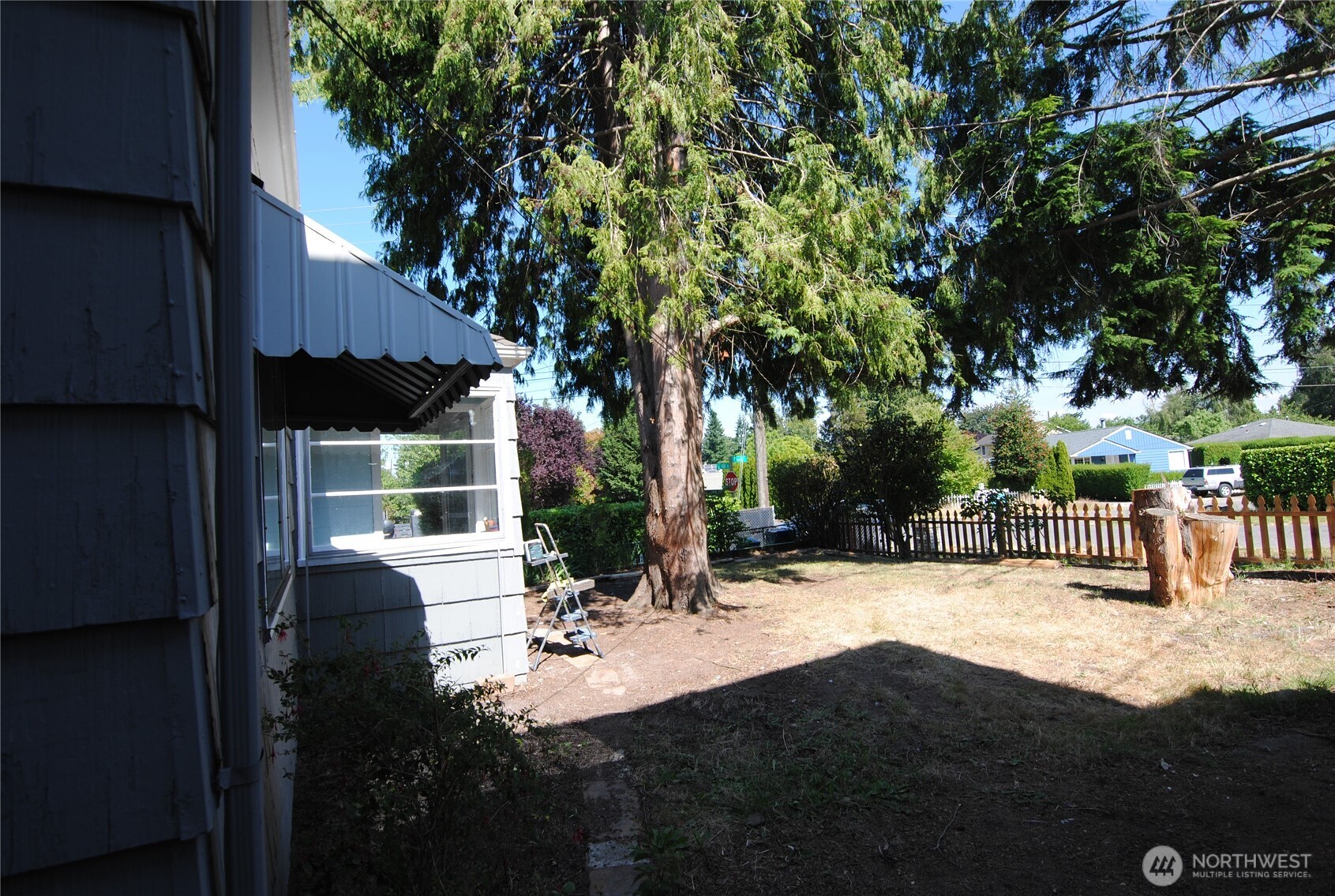 130 S 108th Place Property Photo 4