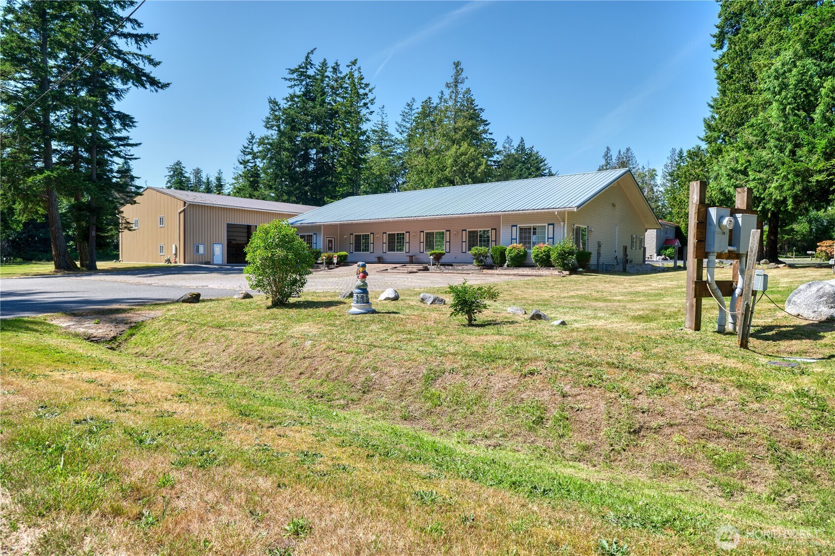 1591 Mckenzie Way Property Photo 2