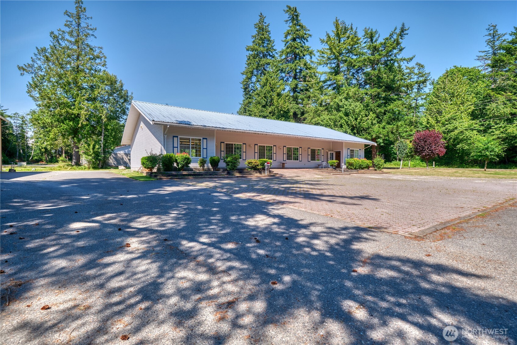 1591 Mckenzie Way Property Photo 4
