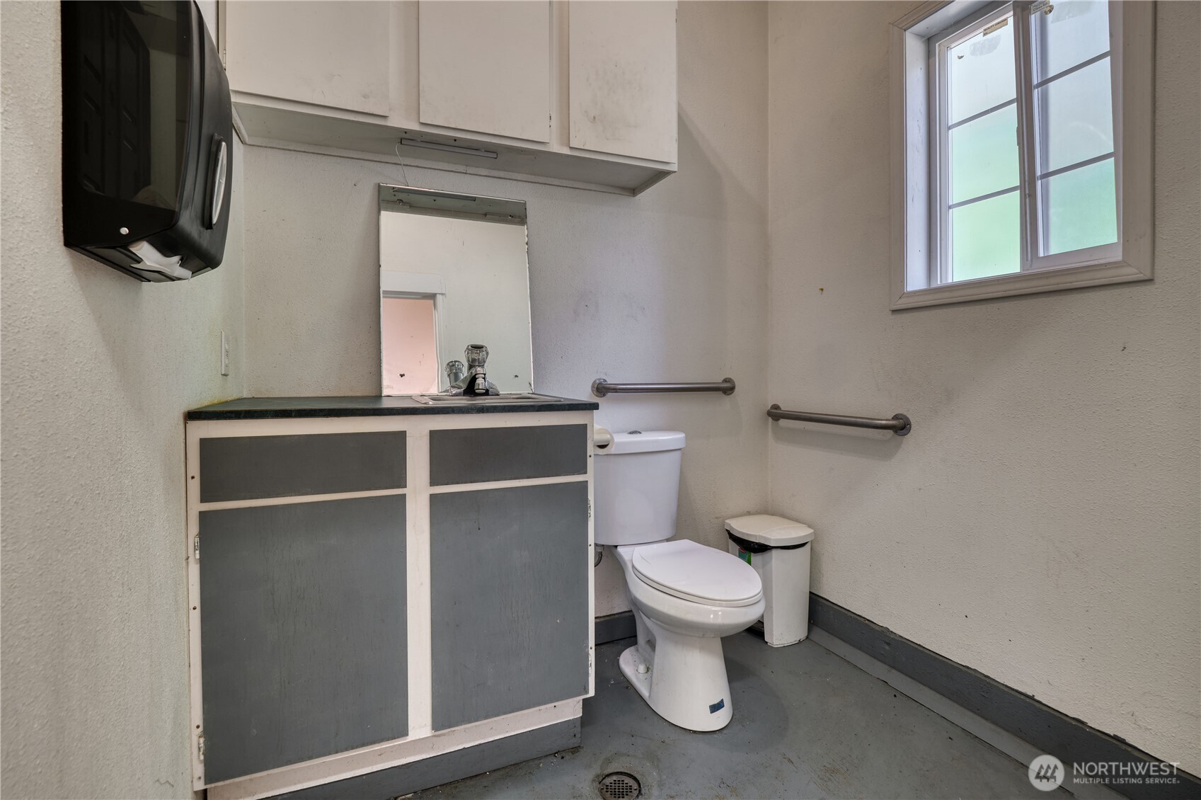 1591 Mckenzie Way Property Photo 16