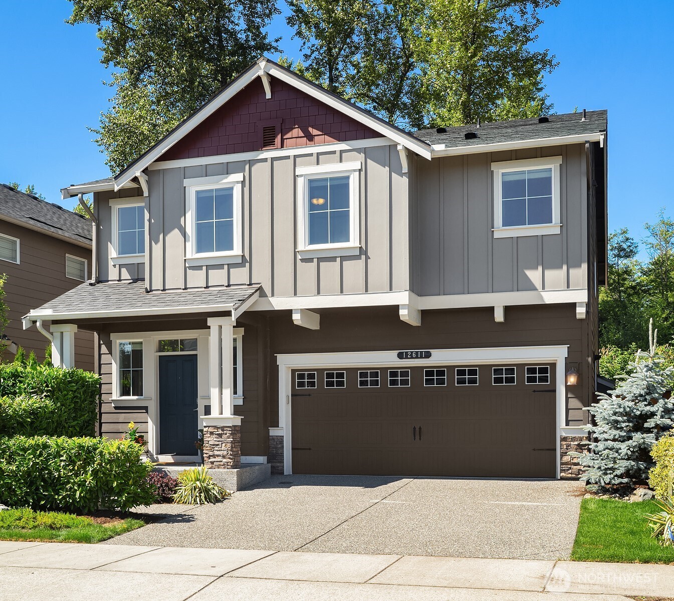 12611 37th Place Property Photo 1