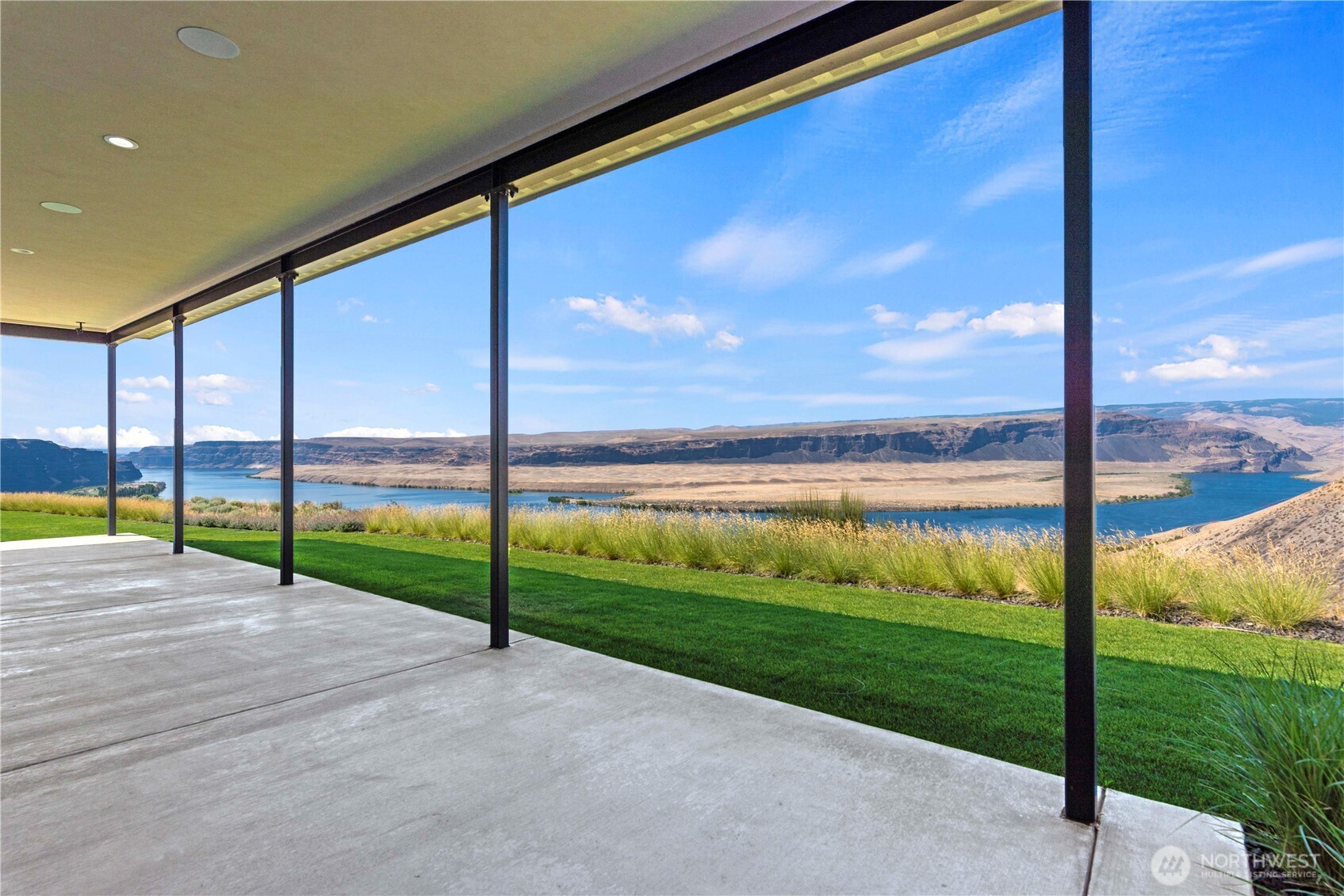 9665 Ridgeview Drive Property Photo 21