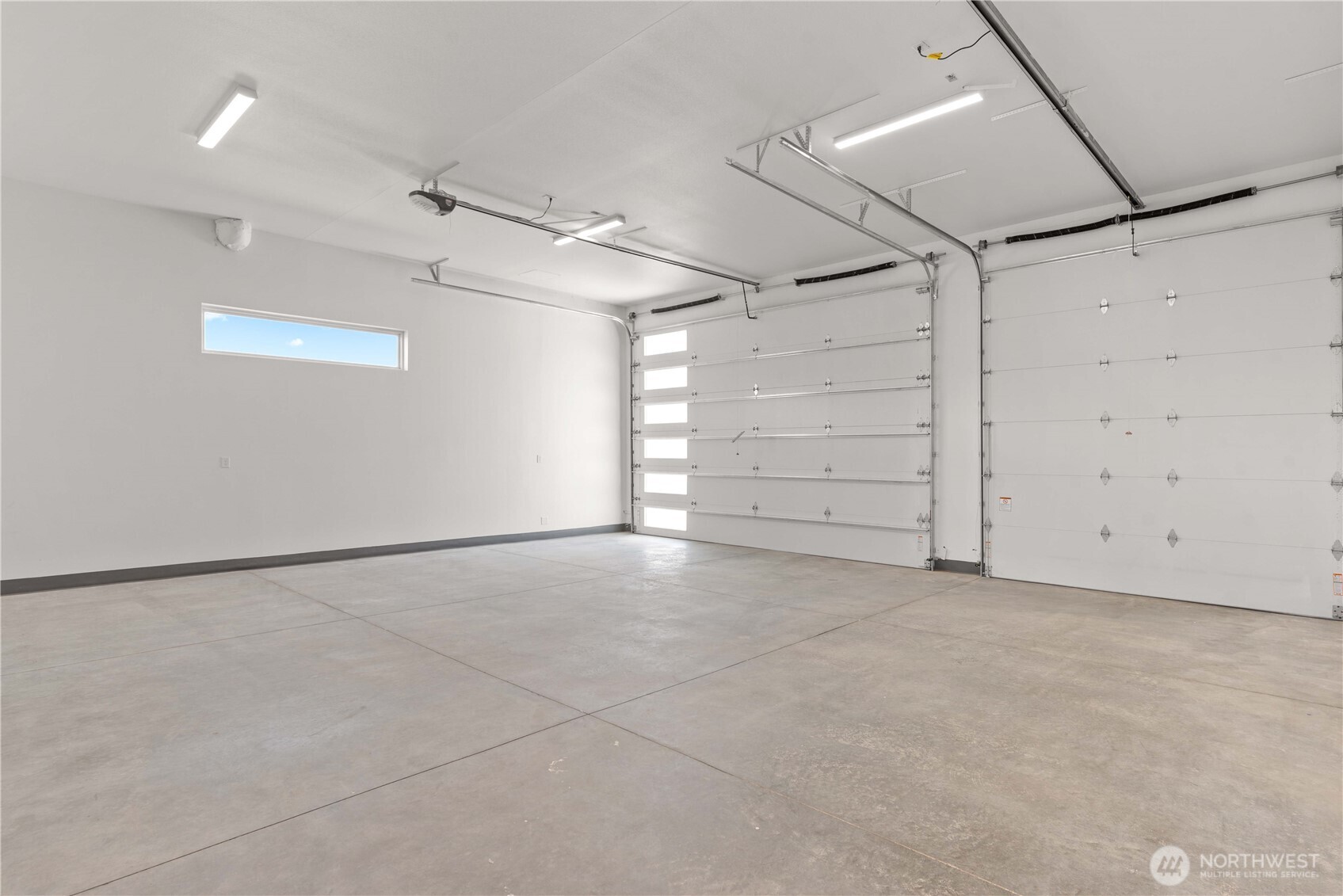 9665 Ridgeview Drive Property Photo 24