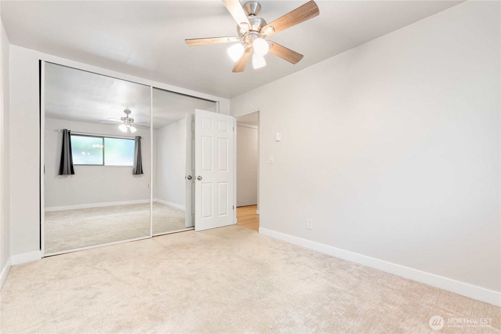 5101 Ne 55th Street 103 Property Photo 23