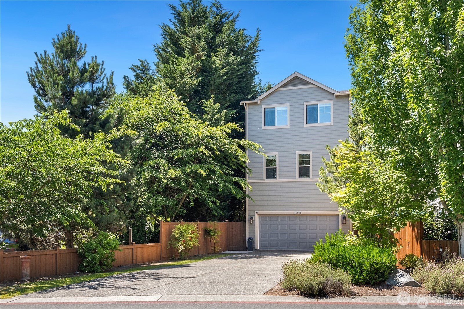 14532 15th Place Property Photo 1
