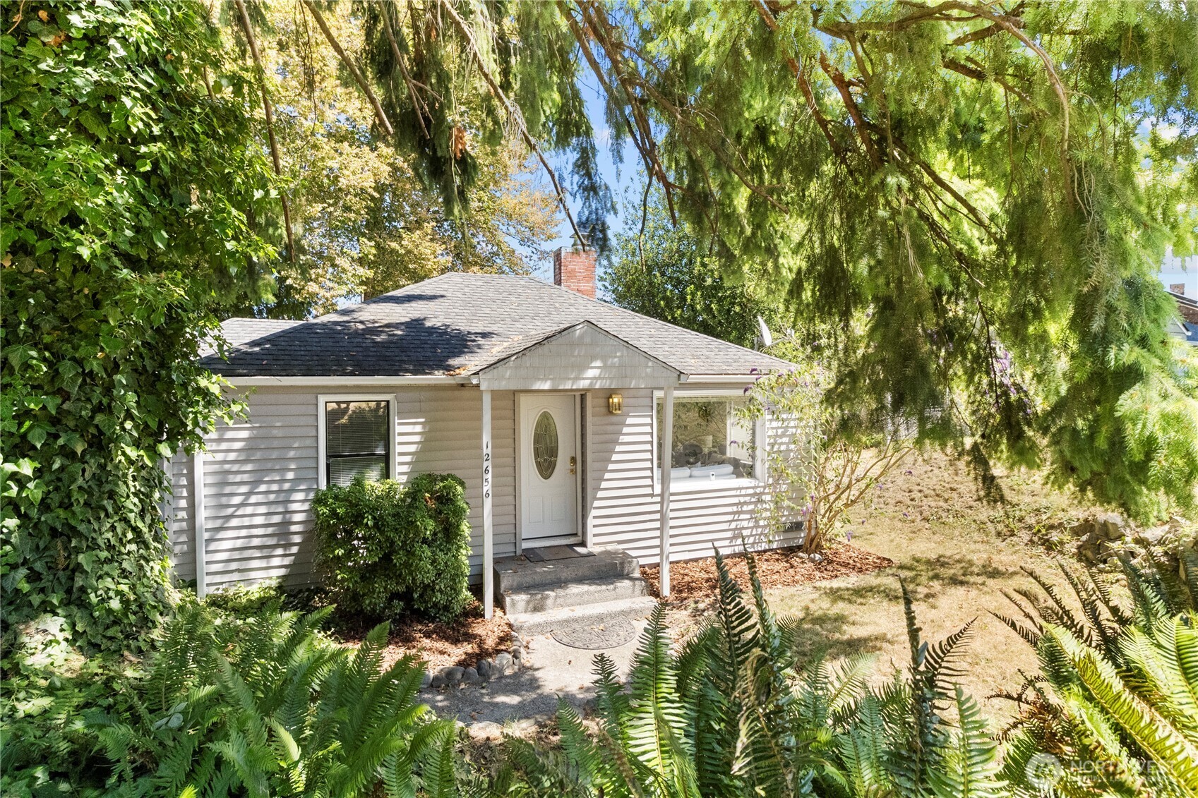 12656 74th Place Property Photo 2