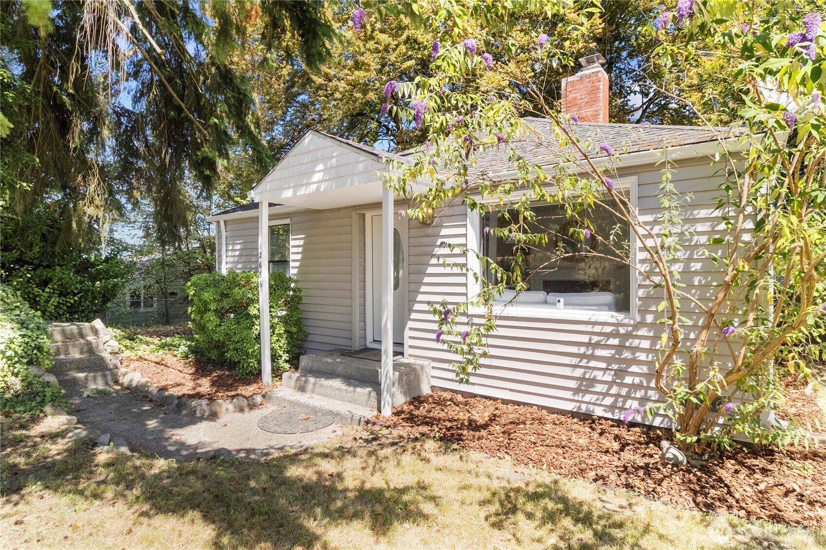 12656 74th Place Property Photo 3