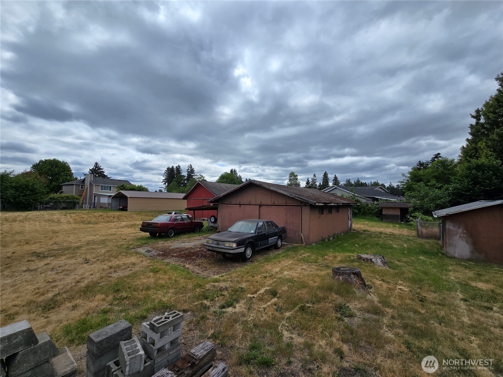 220 R Street Property Photo 16