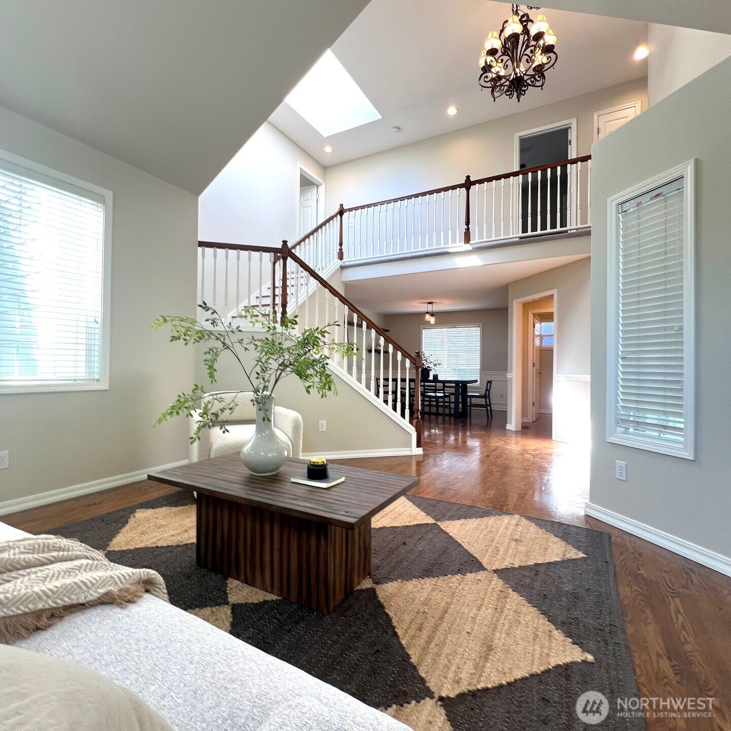 132 170th Place Property Photo 4