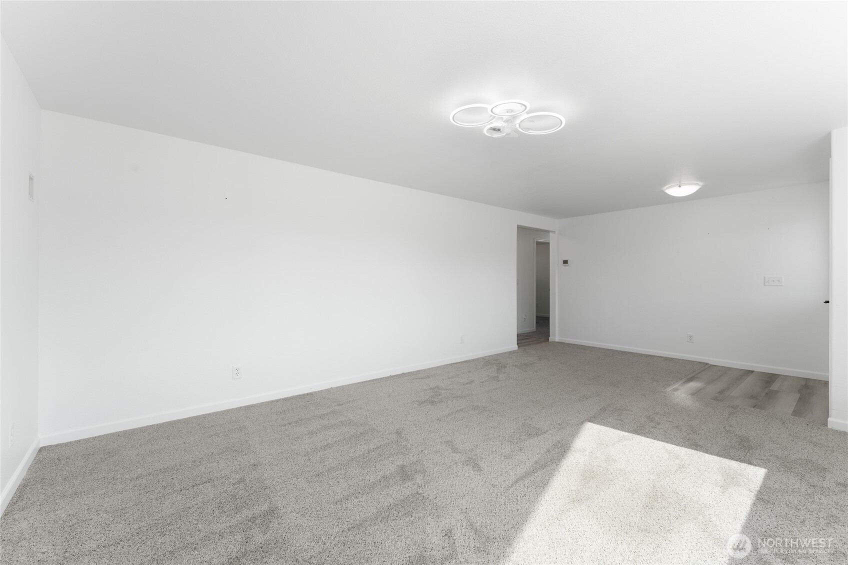 2112 S Crestmont Drive Property Photo 11