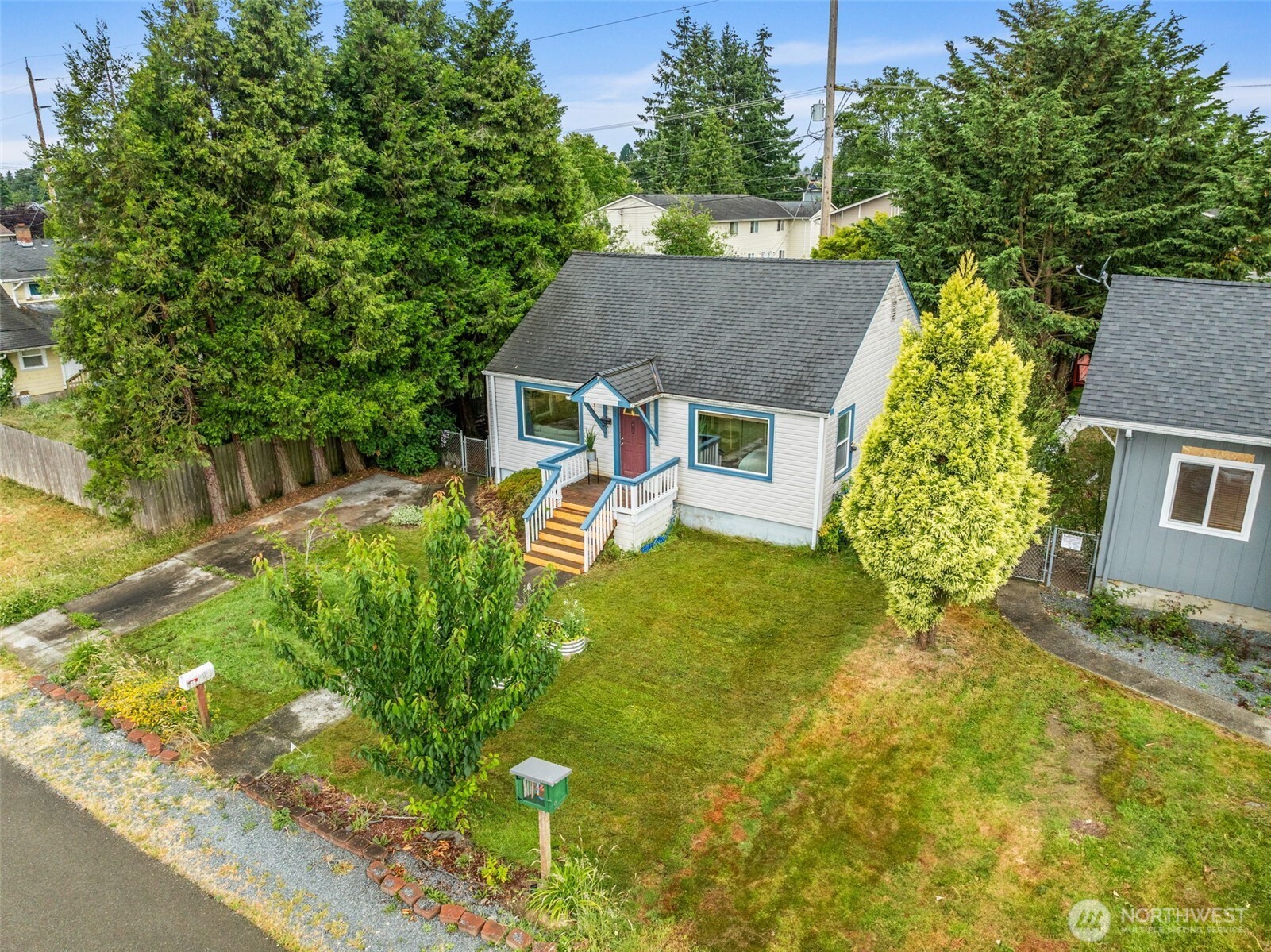 1522 Chestnut Street Property Photo 1