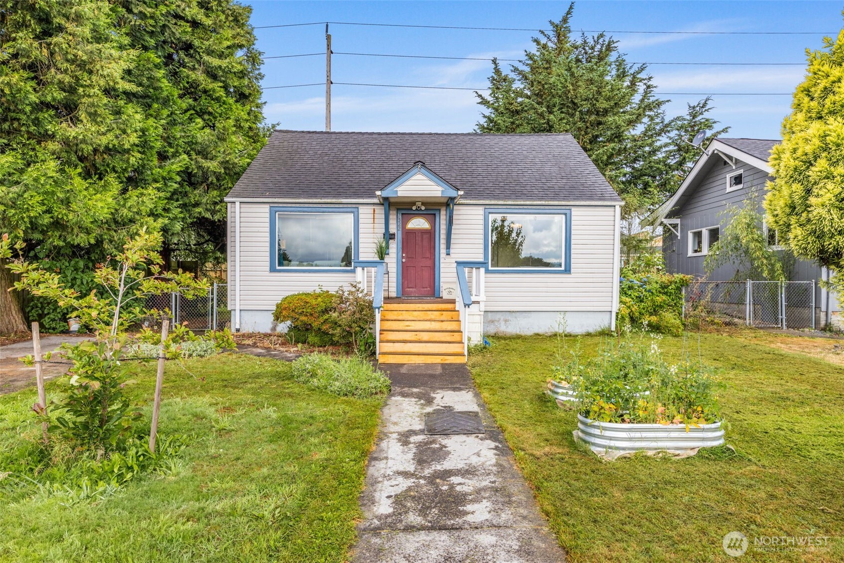1522 Chestnut Street Property Photo 2