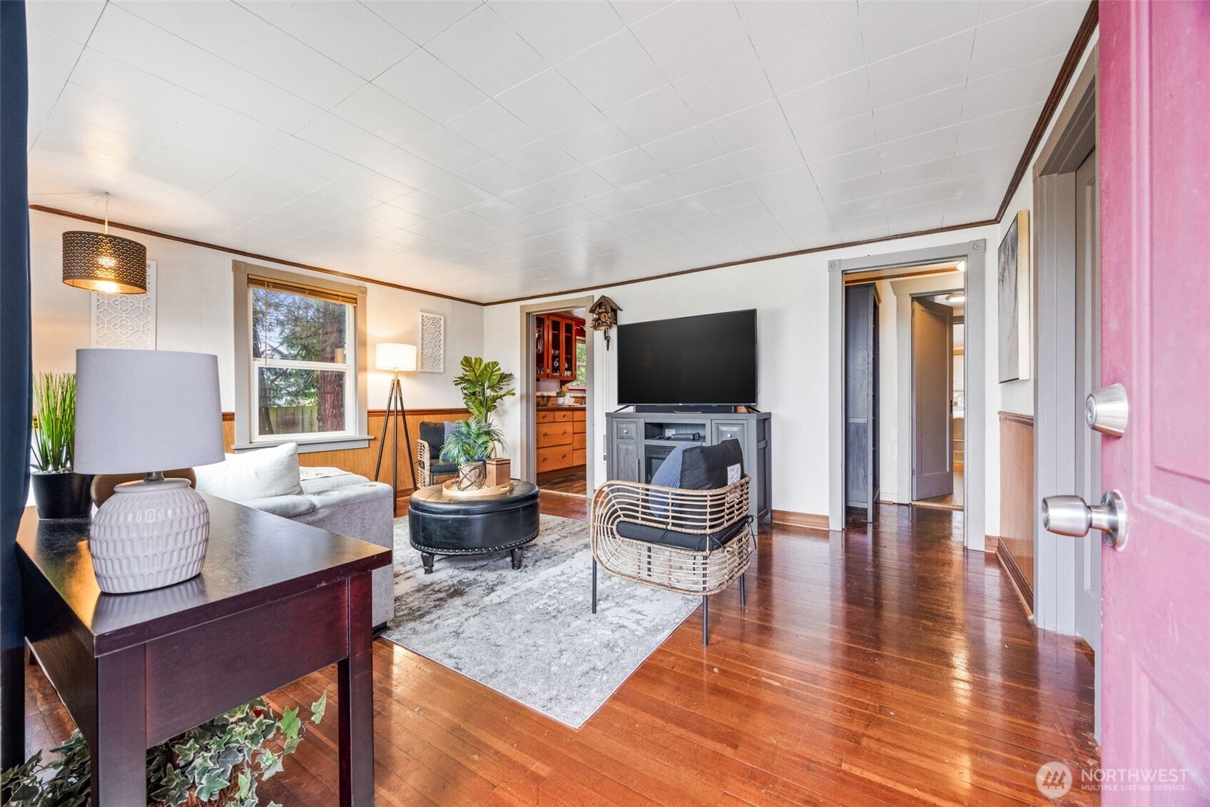 1522 Chestnut Street Property Photo 3