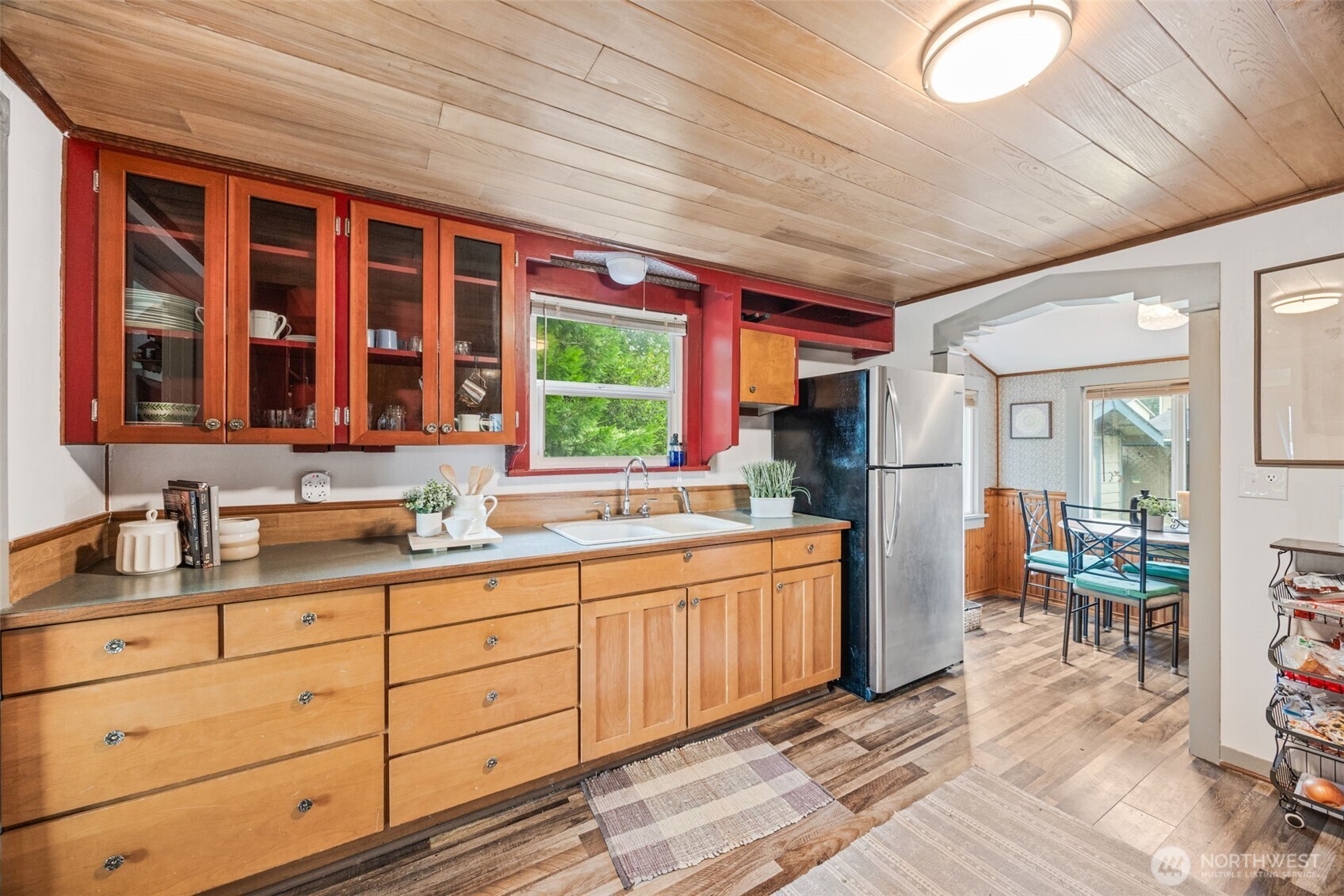 1522 Chestnut Street Property Photo 8