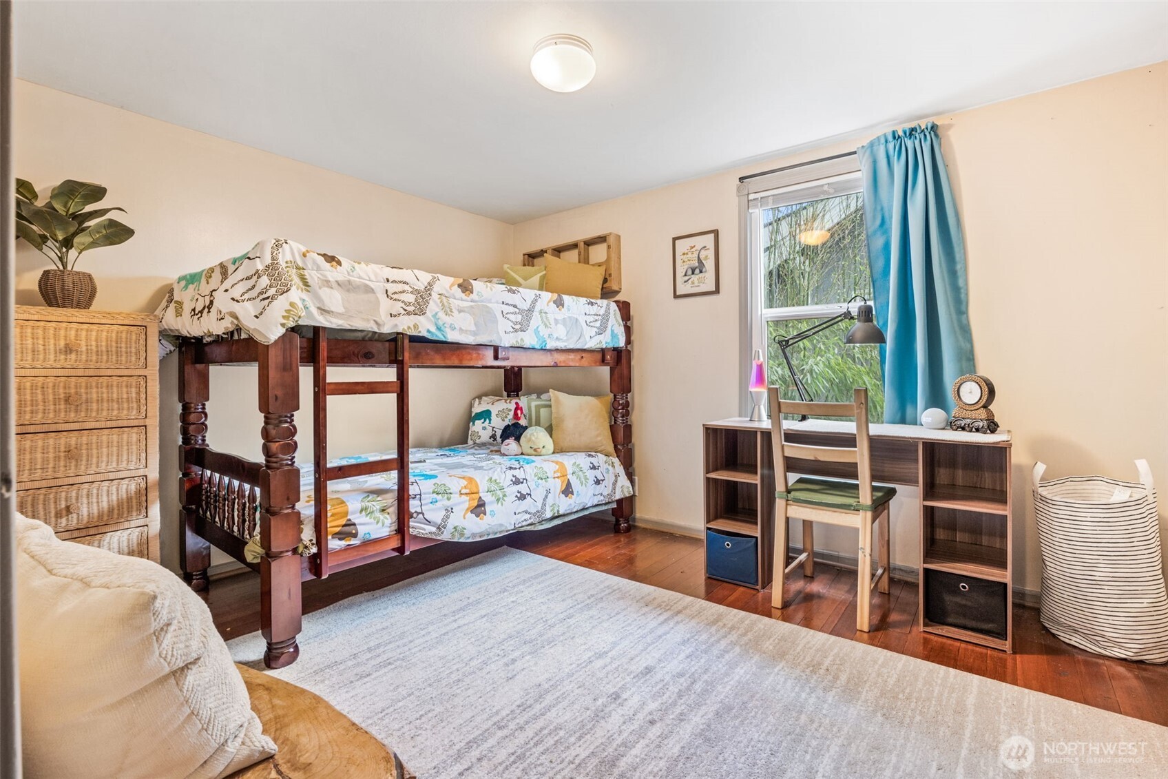 1522 Chestnut Street Property Photo 11