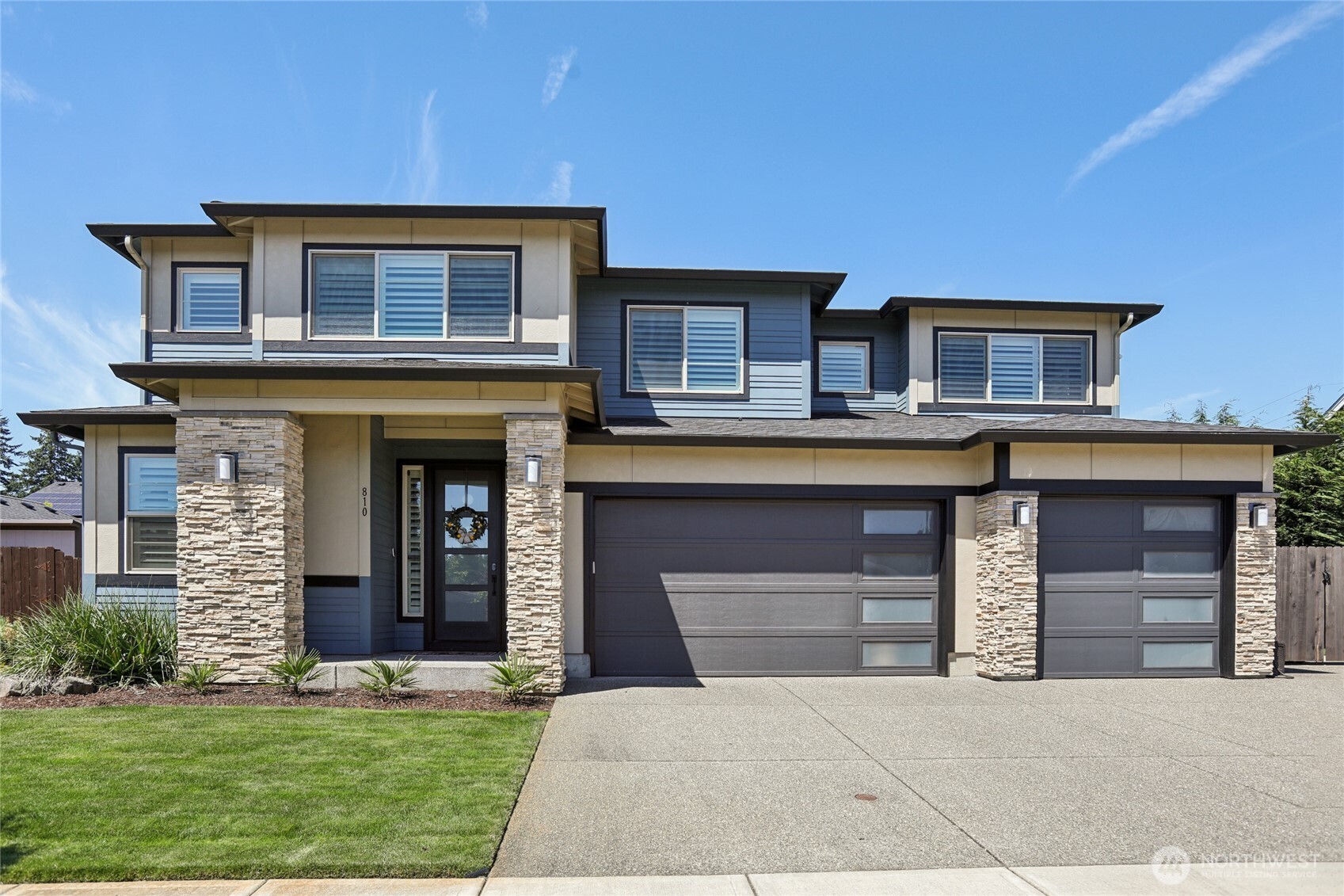 810 NE 27th Street