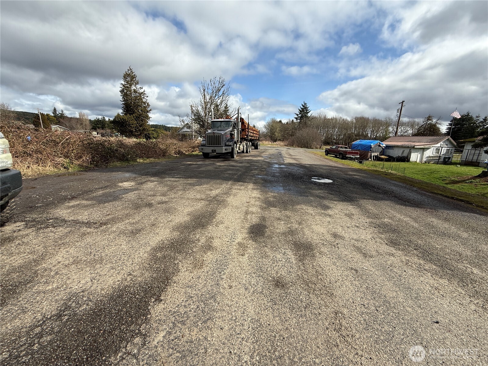 120 X Doty Street Property Photo 4