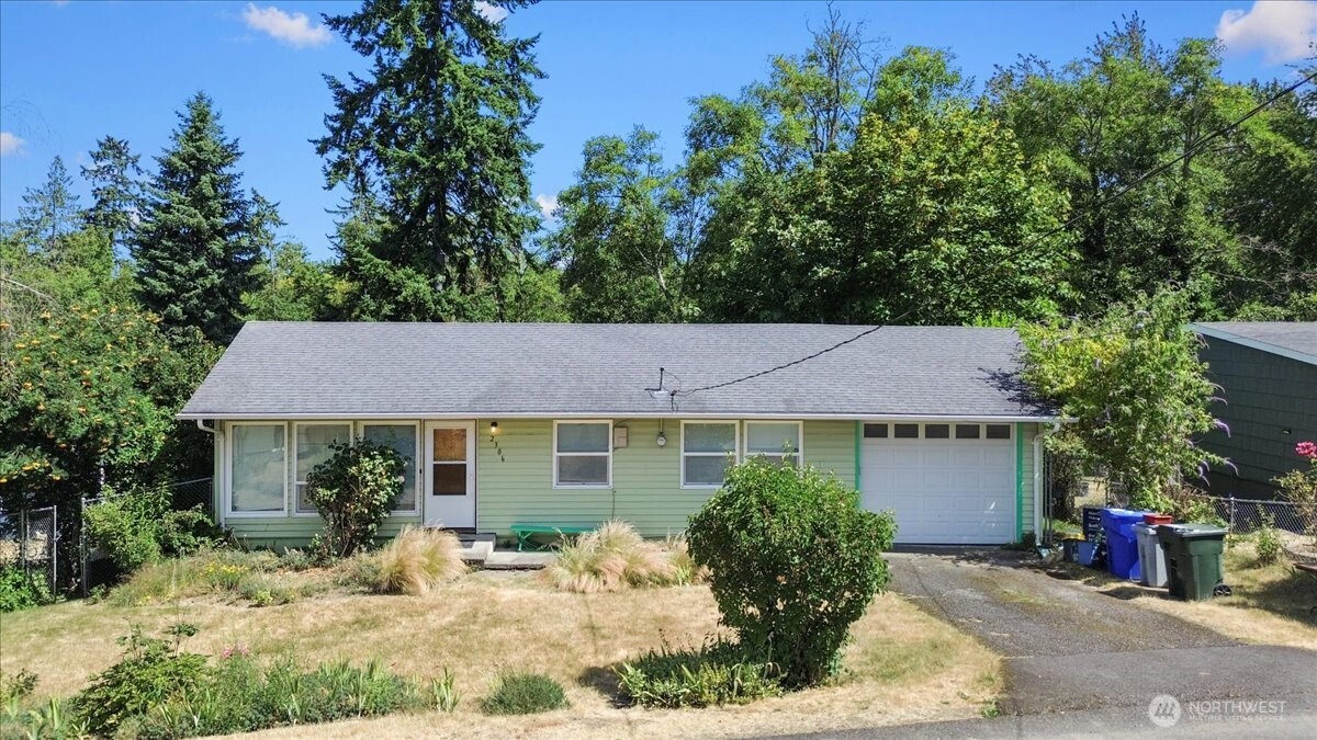 2306 S 249th Street Property Photo 1