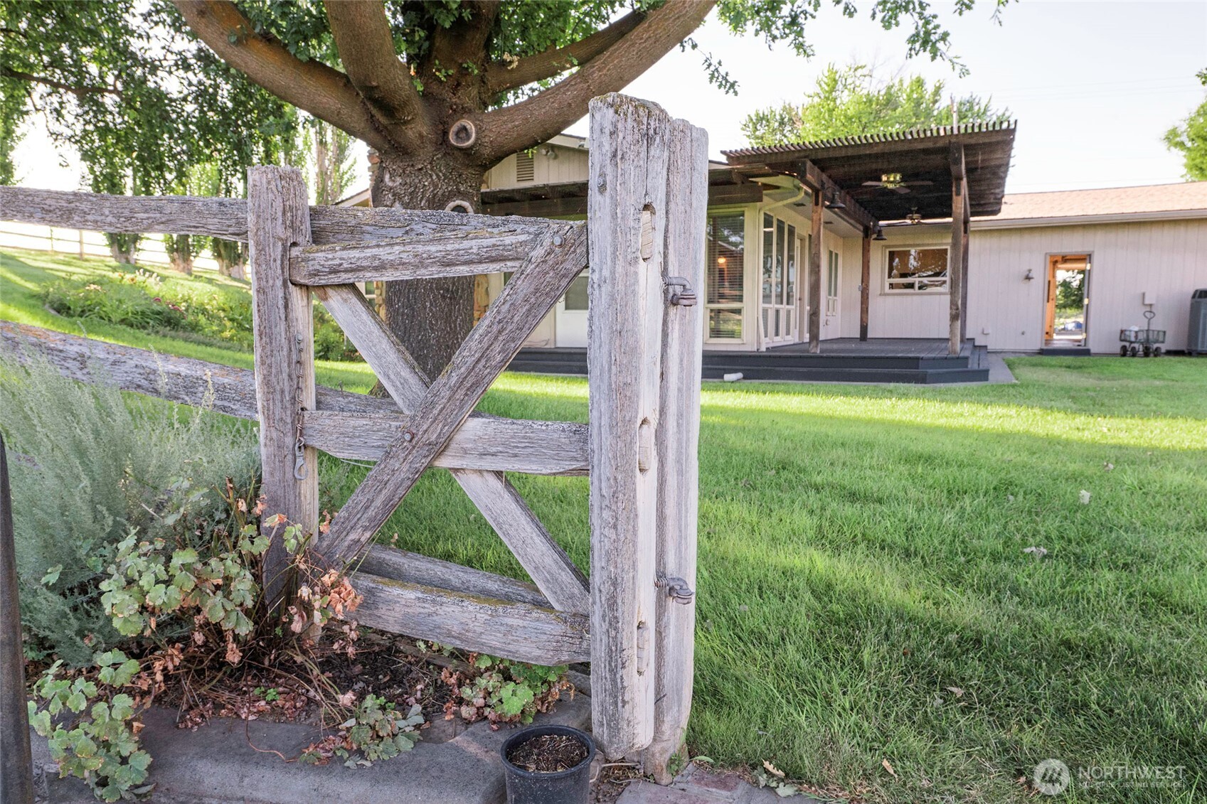 1793 Old Milton Hwy Property Photo 18