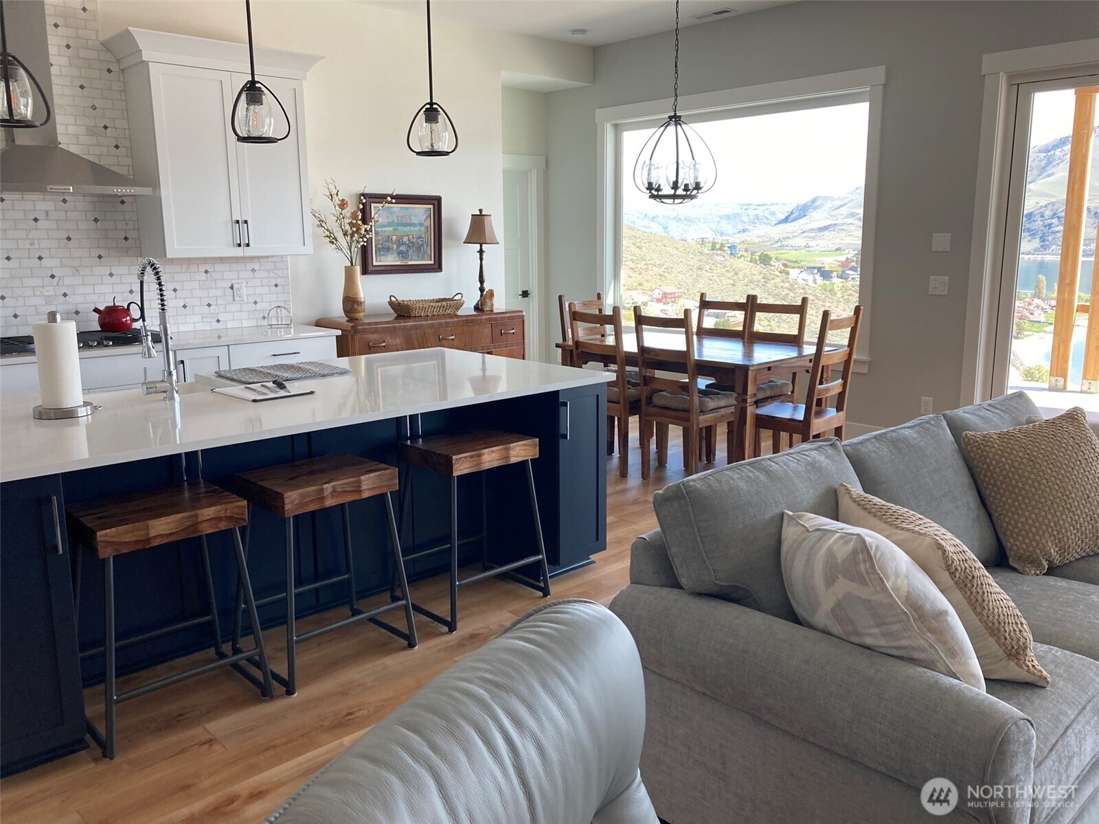 132 Ridgeview Drive Property Photo 8