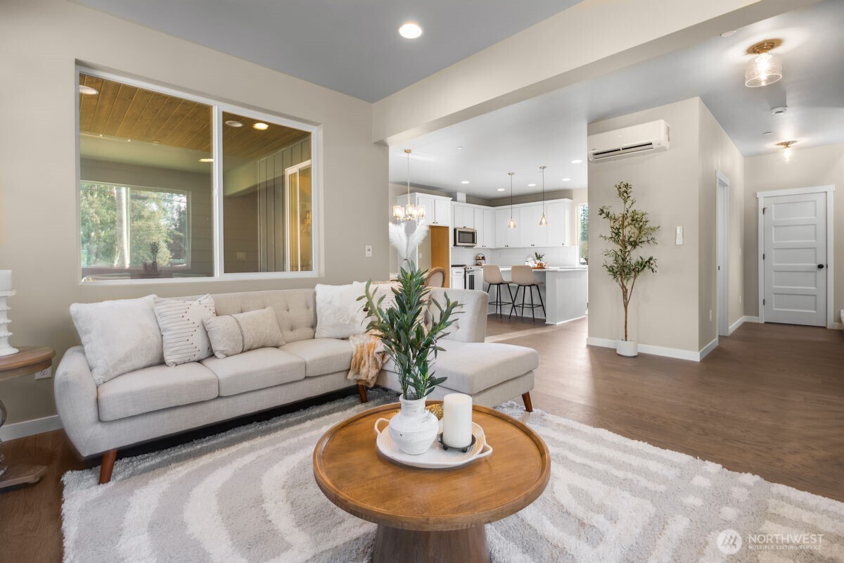 13107 21st Court Property Photo 11