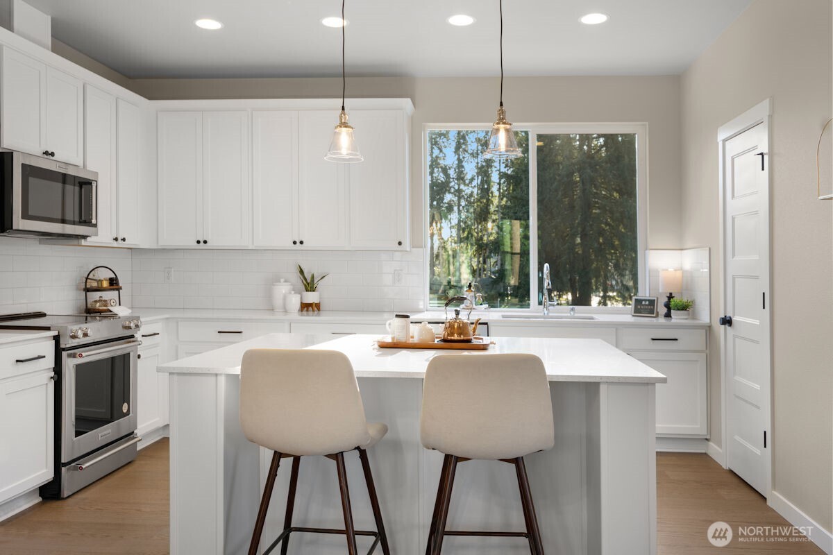 13107 21st Court Property Photo 13