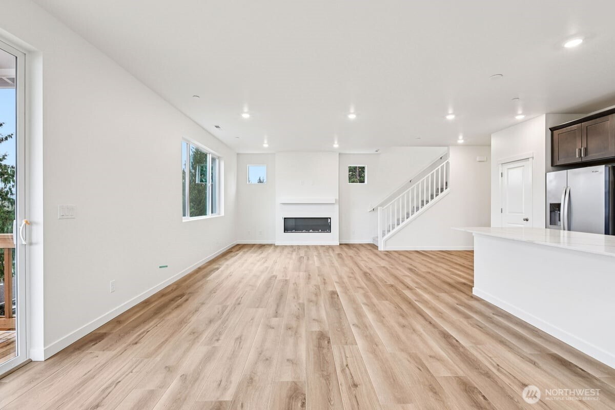 10304 6th Place Sw 13 Property Photo 6