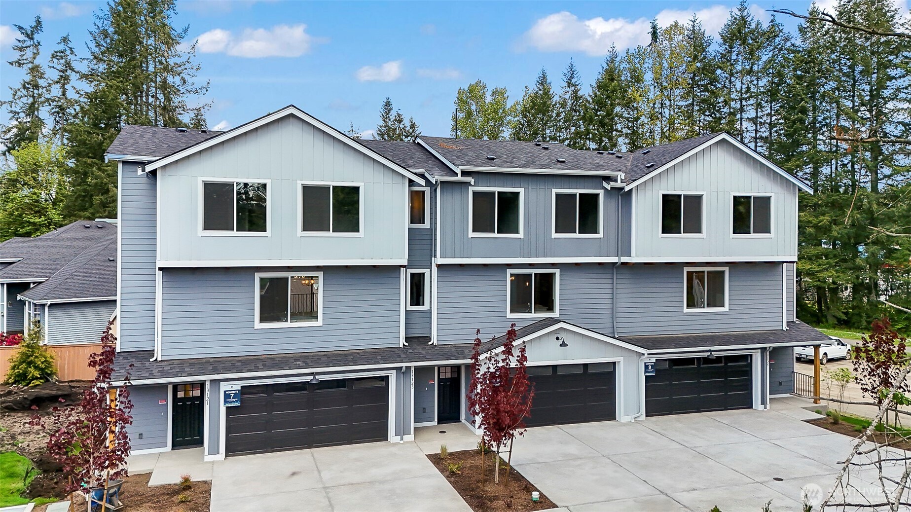 13121 21st Court Property Photo 2