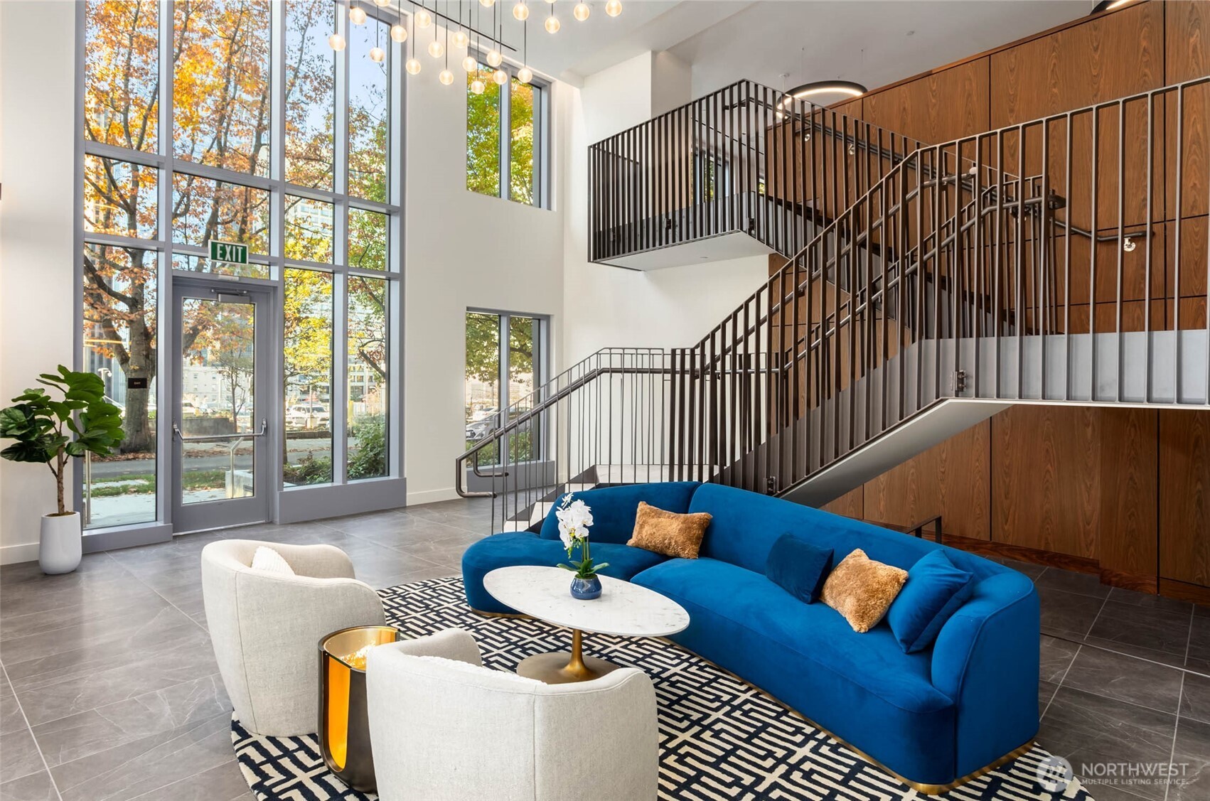 800 Columbia Street 1009 Property Photo 30