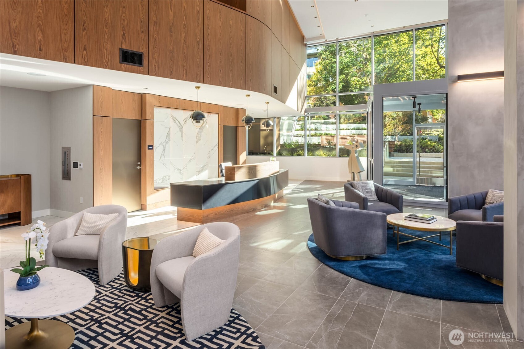 800 Columbia Street 1009 Property Photo 31