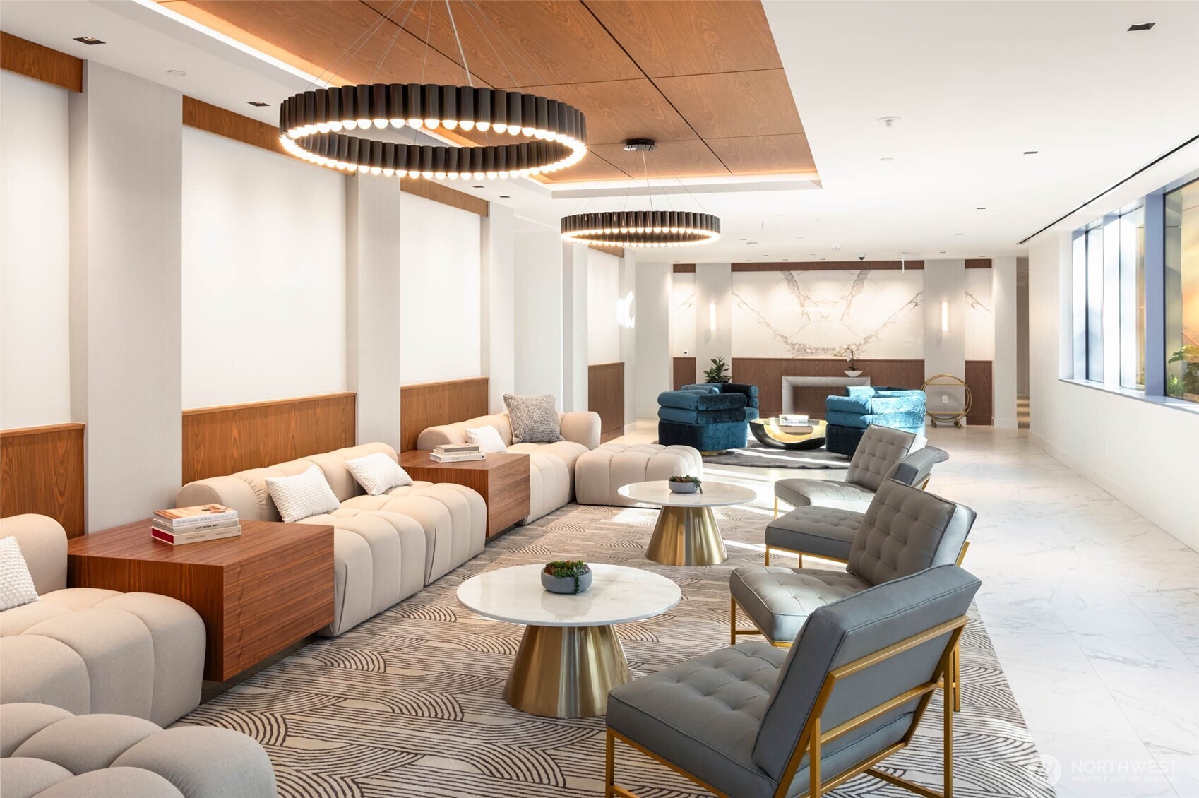 800 Columbia Street 1009 Property Photo 34