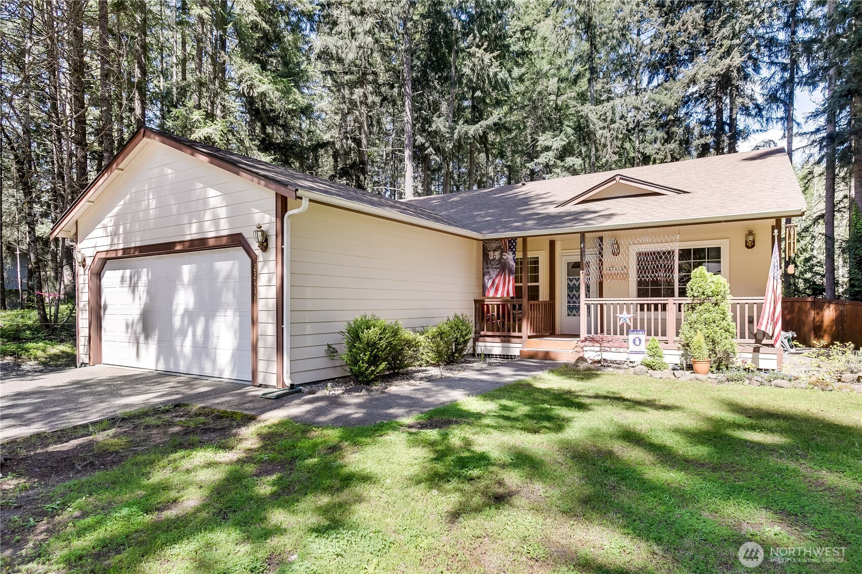22418 Bluewater Drive Property Photo 1