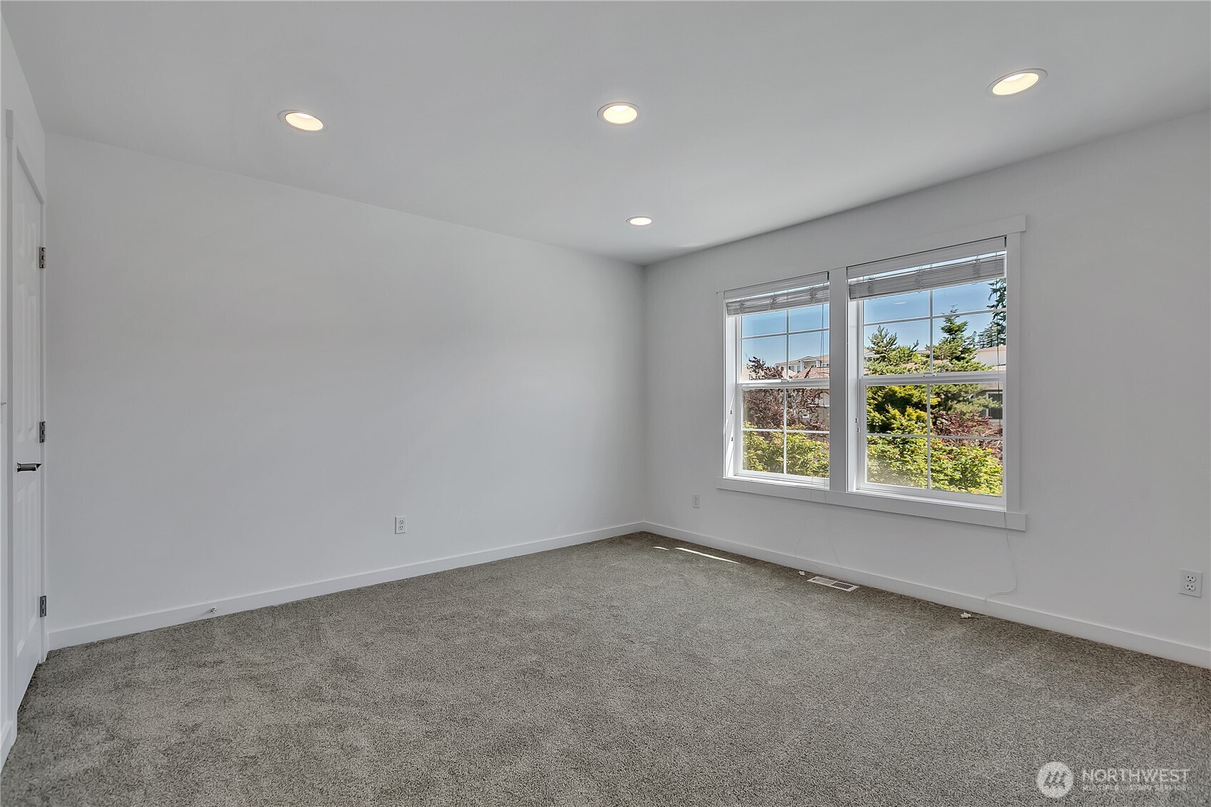 15022 38th Drive Property Photo 25