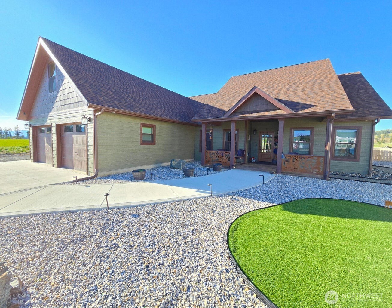 2112 Ringneck Loop Property Photo 1