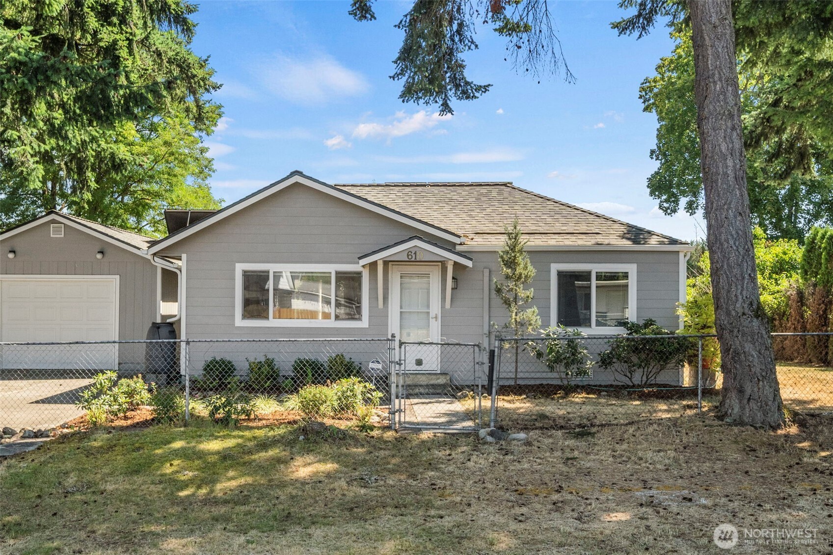 610 128th Street Property Photo 2