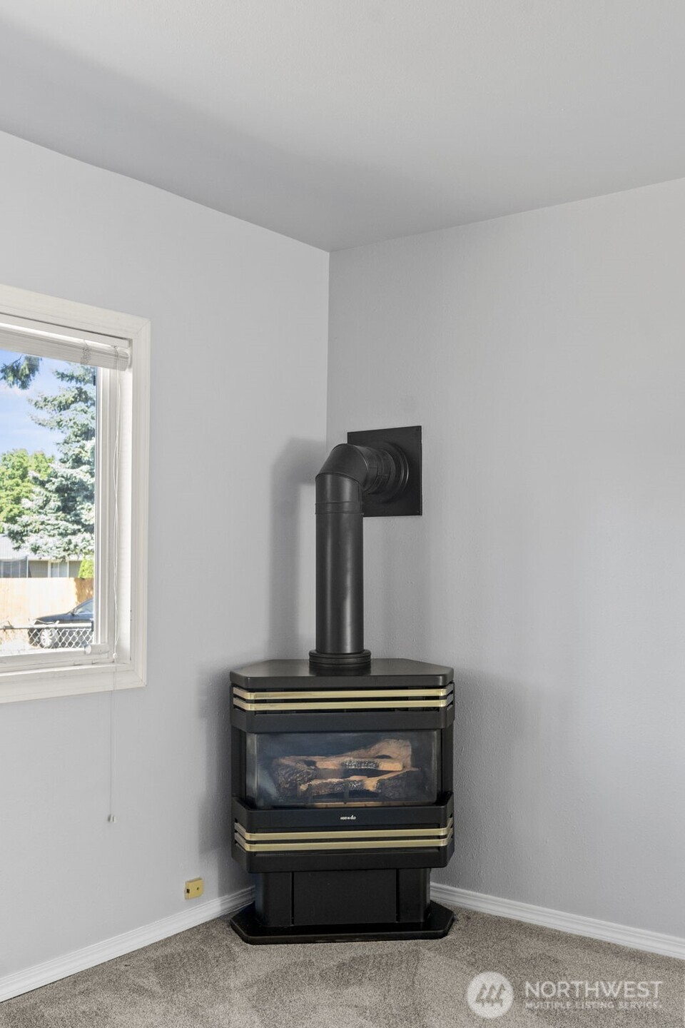 610 128th Street Property Photo 6